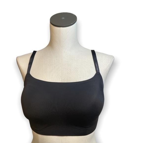 Calvin Klein Invisible jerseys soft cup bra black Sz Large - Picture 1 of 4